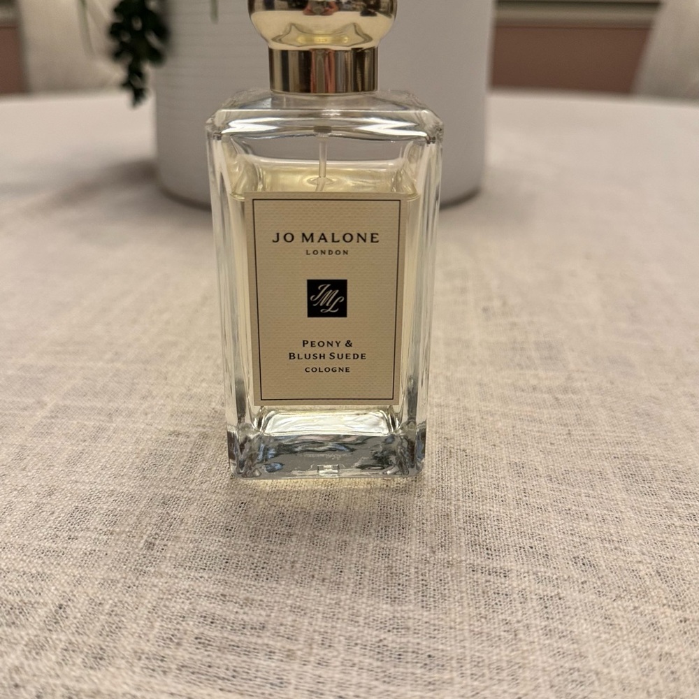 Jo Malone Peony & Blush Suede Fragrance with Gold Cap